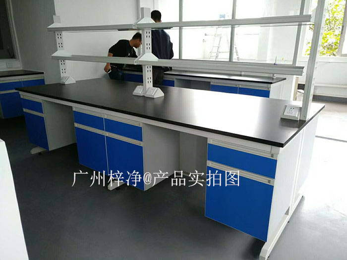 在進(jìn)行實(shí)驗(yàn)室實(shí)驗(yàn)臺安裝之前，準(zhǔn)備工作至關(guān)重要。